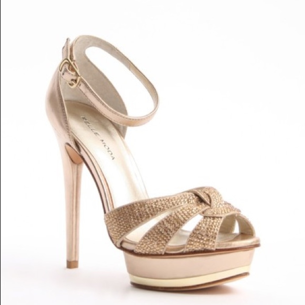 PELLE MODA - Ava Platform Sandals (Gold)  SIZE 8